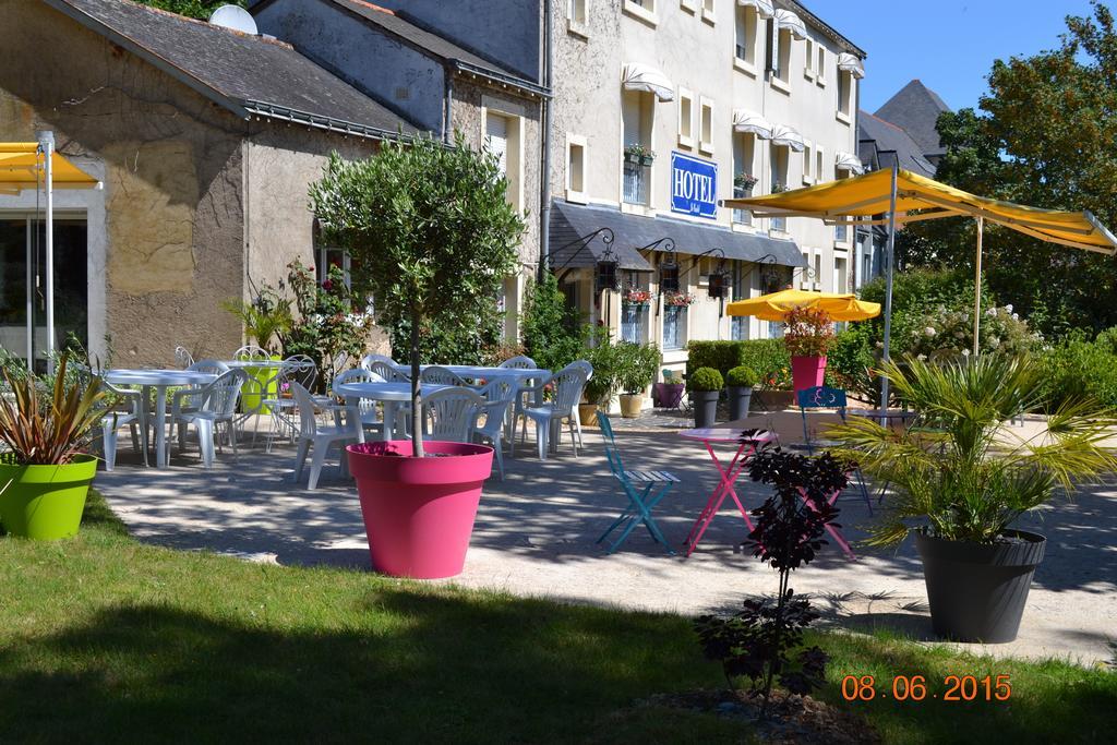 Hotel Le Castel Brissac-Quince Exterior foto